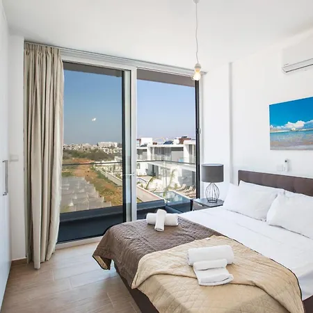 Βίλα Sleeps 11 With Pool And Air Con